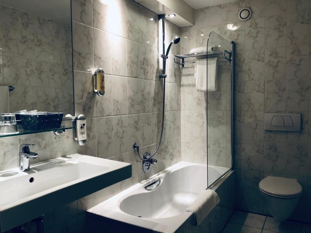 Hotel Chariot Image 16